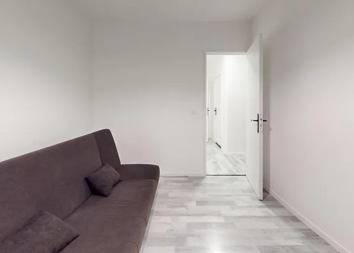 Grand Lumineux Апартаменты *