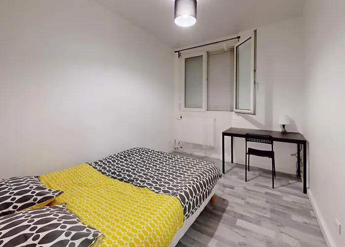 Grand Lumineux Апартаменты